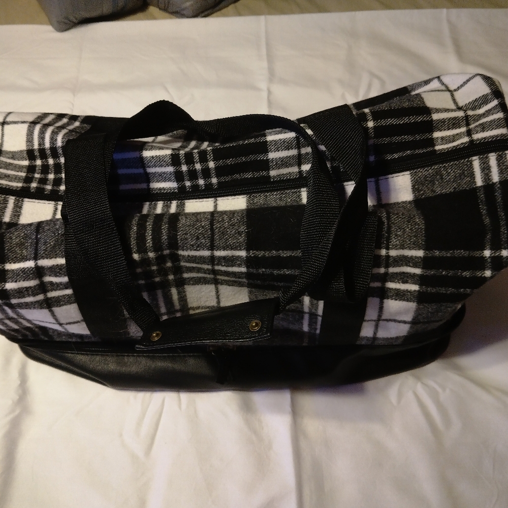 Bag - Picture 2 of 9